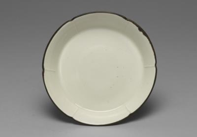 图片[2]-Hibiscus-shaped washer in white glaze, Ding ware, Northern Song to Jin dynasty, 11th-13th century-China Archive